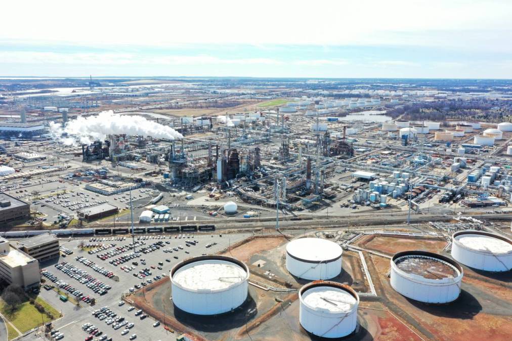 Phillips 66 oil refinery